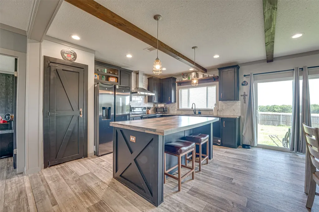 3912 County Road 4119 Campbell TX 75422