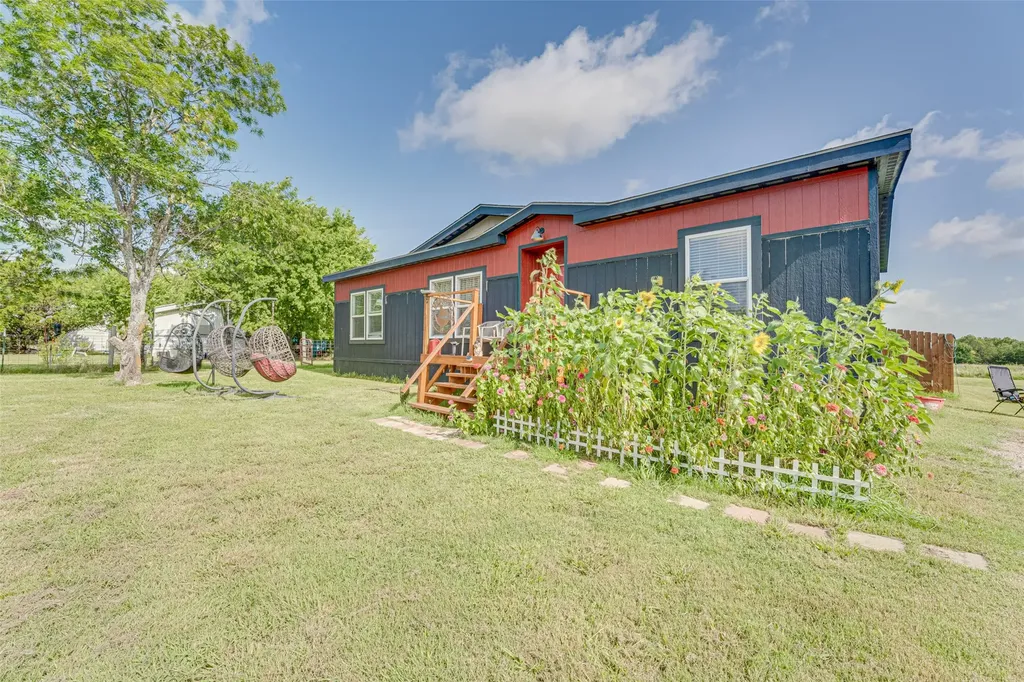 3912 County Road 4119 Campbell TX 75422