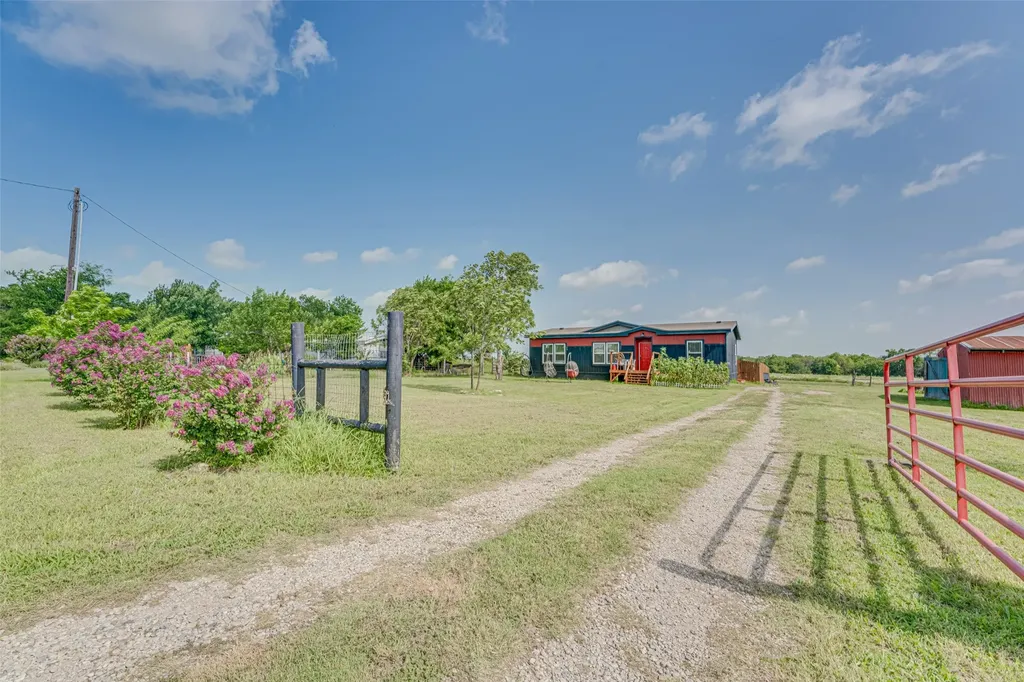 3912 County Road 4119 Campbell TX 75422