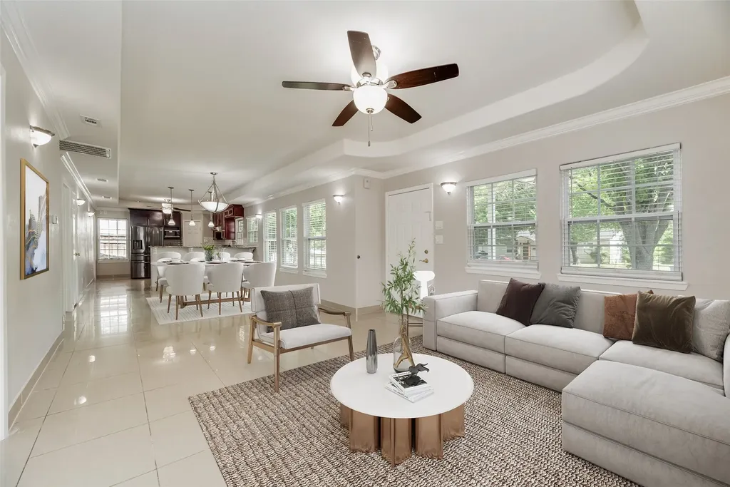 121 Dallas Drive Euless TX 76039