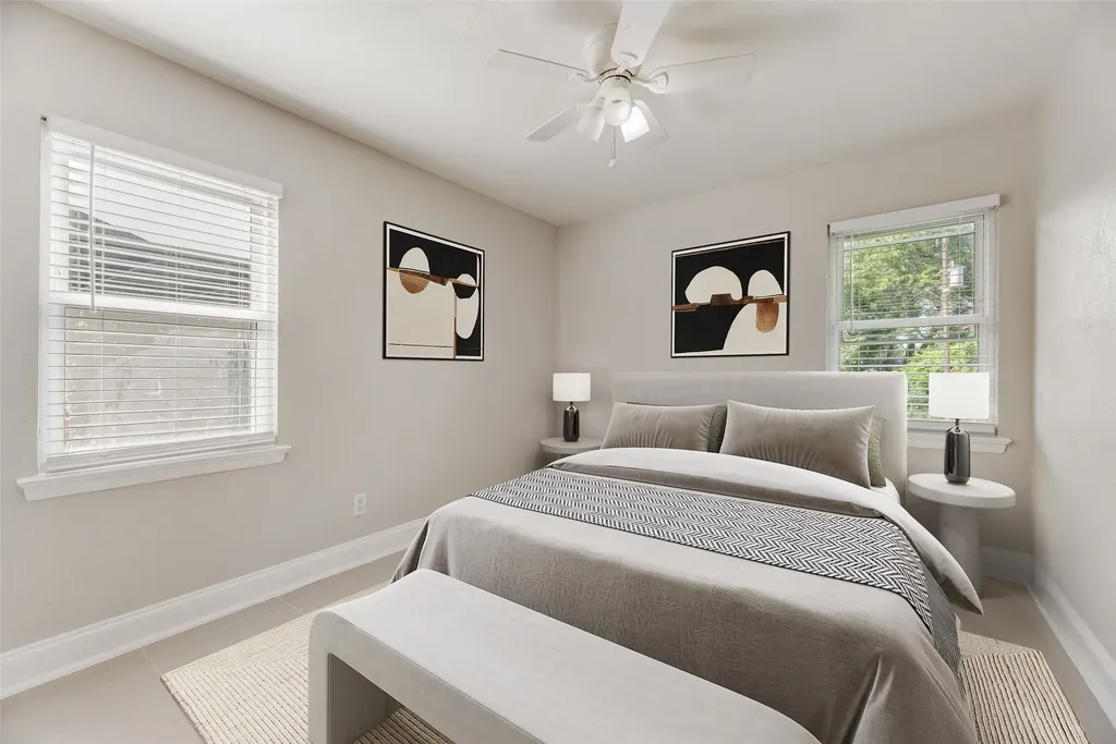 121 Dallas Drive Euless TX 76039