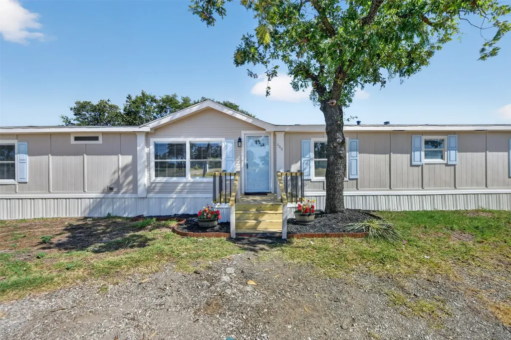 449 Big Salty Drive Springtown TX 76082
