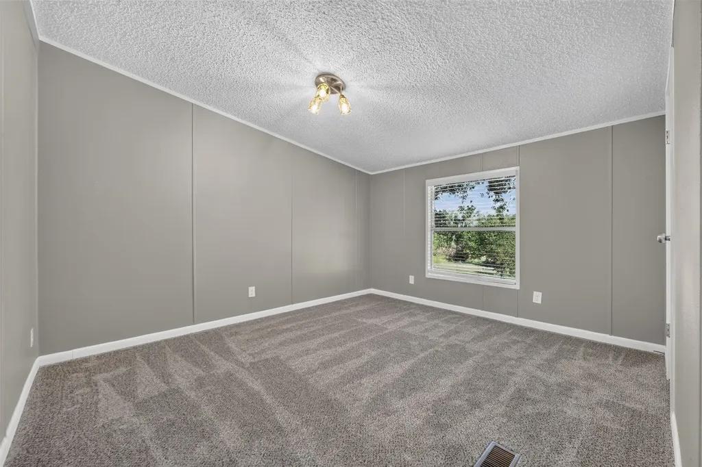 449 Big Salty Drive Springtown TX 76082