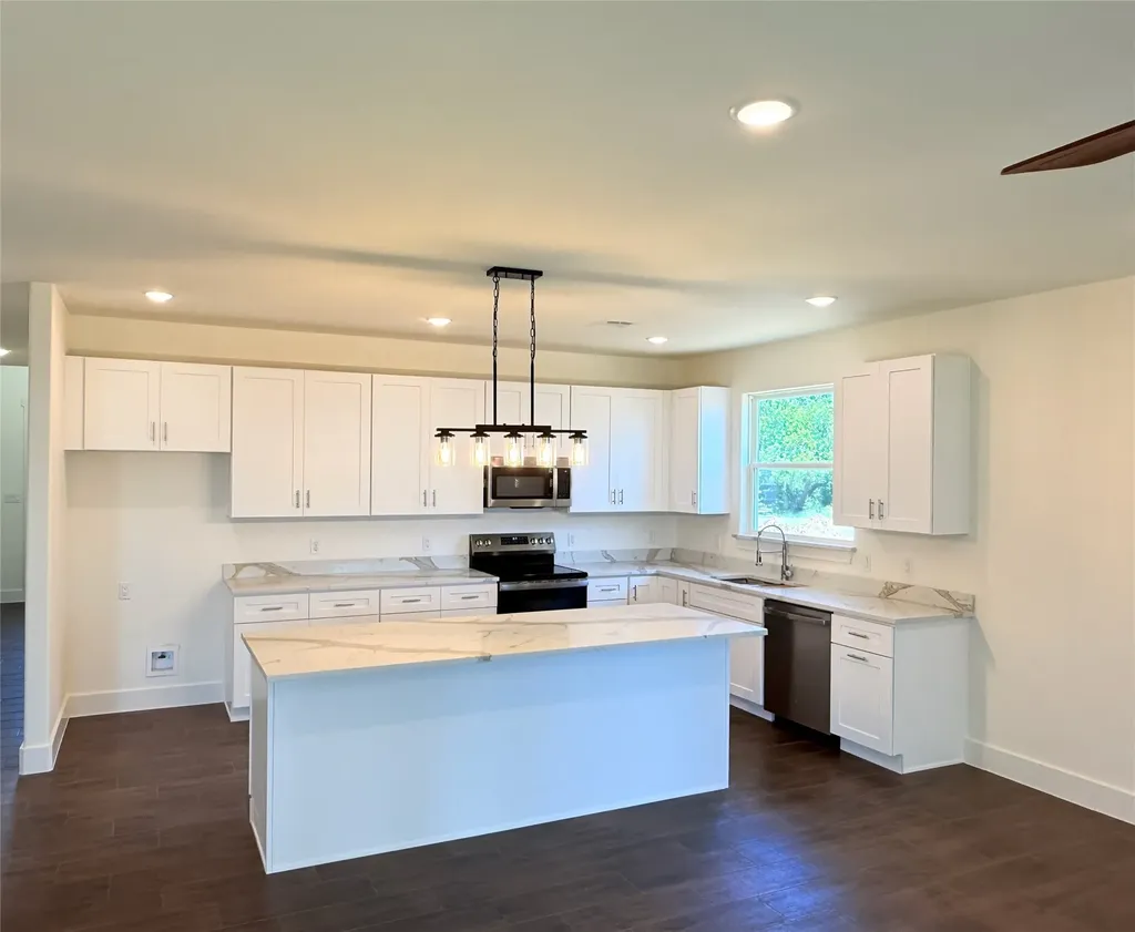 5402 Celina Court Granbury TX 76048
