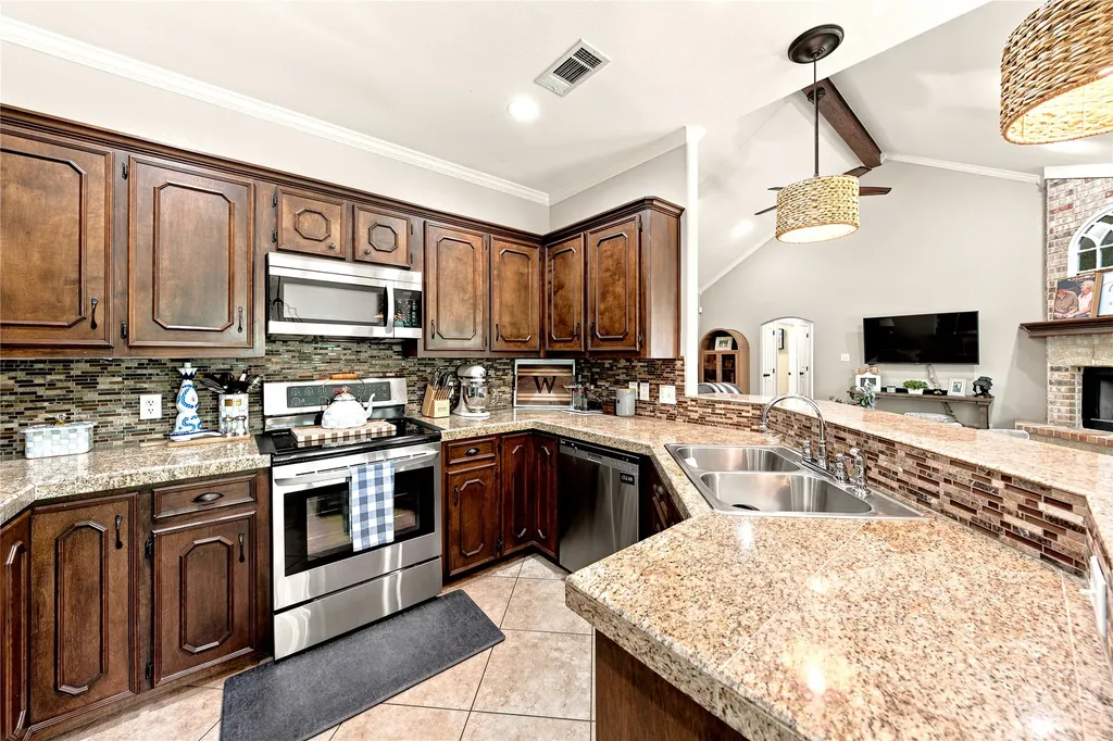 2810 Trey Circle Athens TX 75752