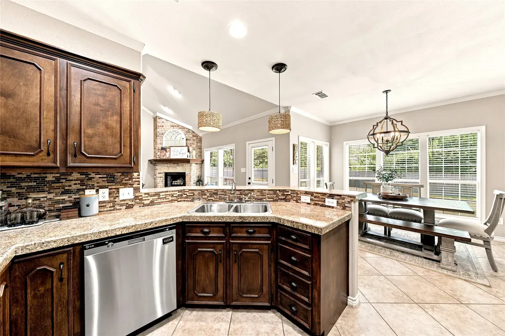 2810 Trey Circle Athens TX 75752