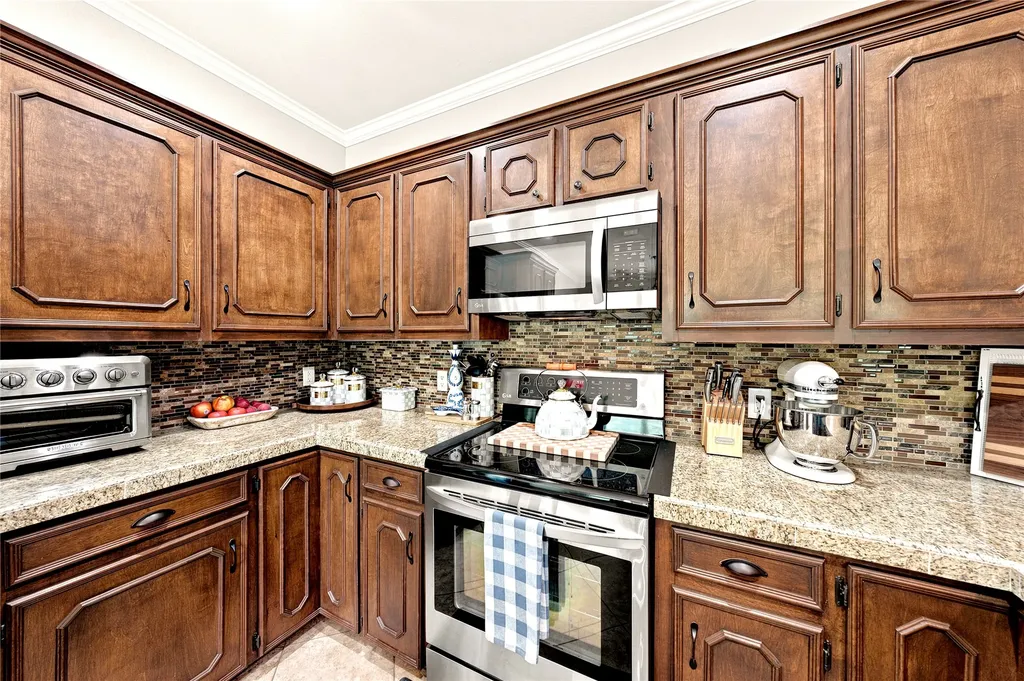 2810 Trey Circle Athens TX 75752