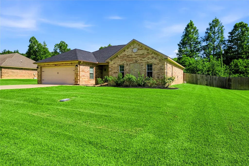 2810 Trey Circle Athens TX 75752