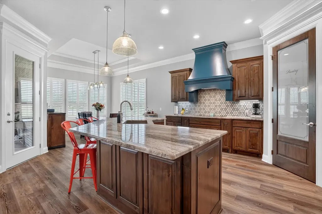 1136 Tremont Lane Granbury TX 76049