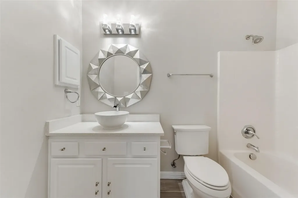 3901 Pitchstone Drive Mckinney TX 75070