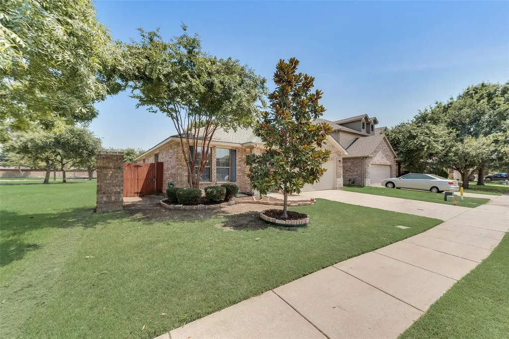 3901 Pitchstone Drive Mckinney TX 75070