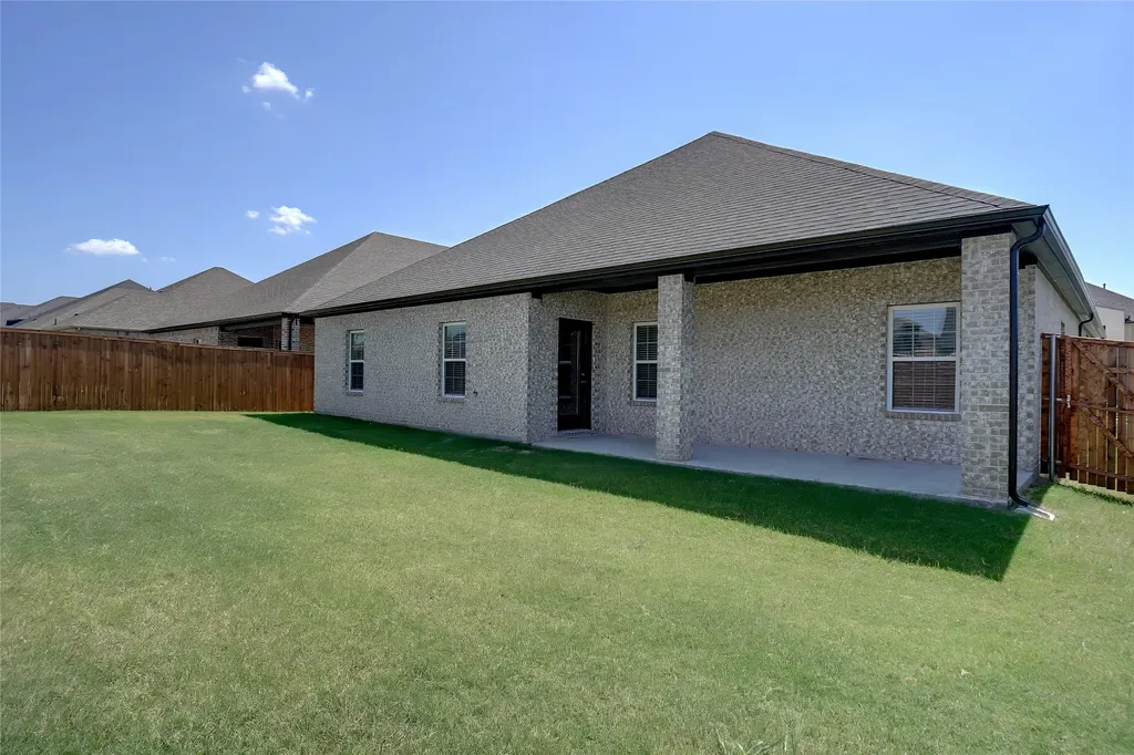 219 Community Drive Lavon TX 75166