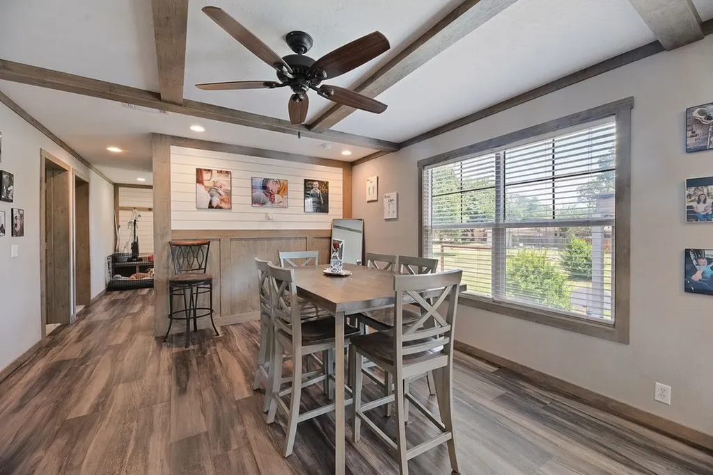 501 W 3rd Street Maypearl TX 76064
