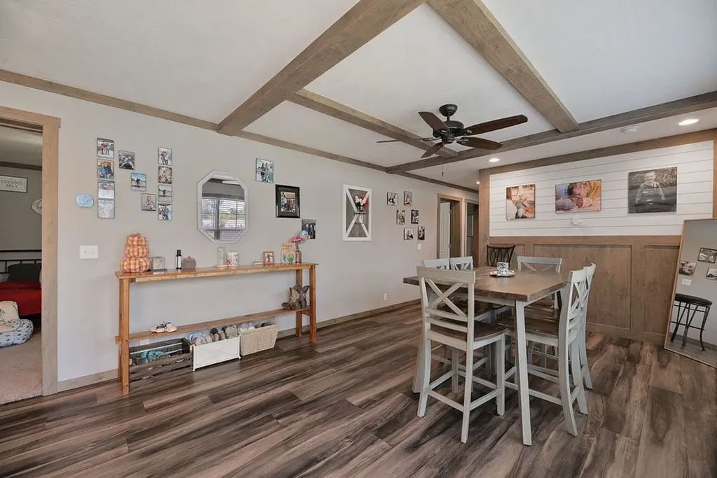 501 W 3rd Street Maypearl TX 76064
