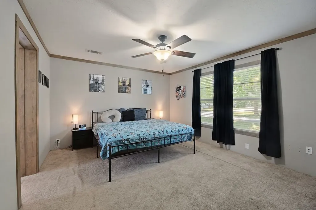 501 W 3rd Street Maypearl TX 76064