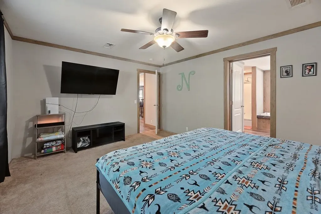 501 W 3rd Street Maypearl TX 76064