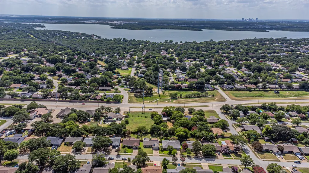 2608 Nelwin Place Arlington TX 76016