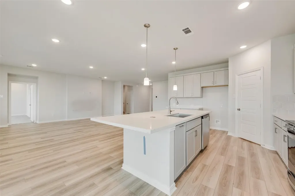 512 Marcus Lane Crowley TX 76036