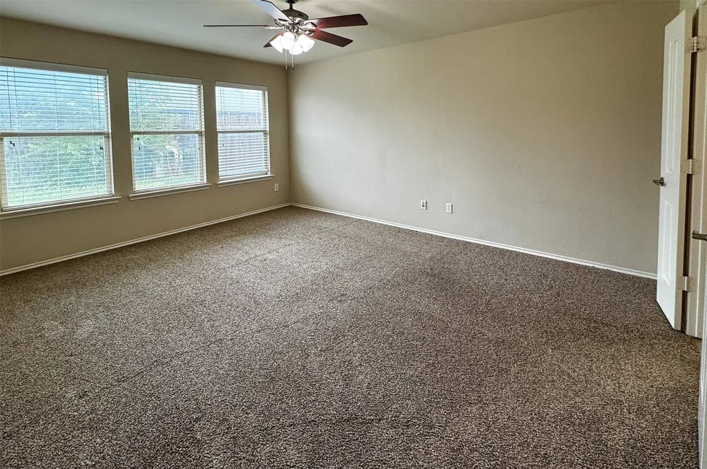 2016 Kings Forest Drive Heartland TX 75126