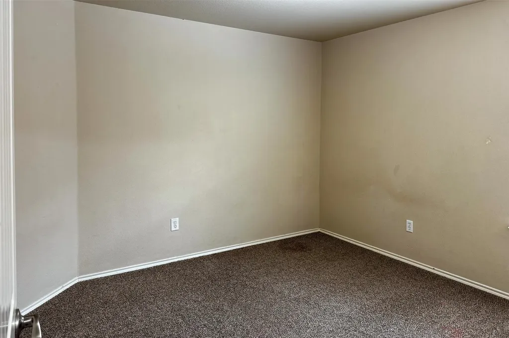 2016 Kings Forest Drive Heartland TX 75126