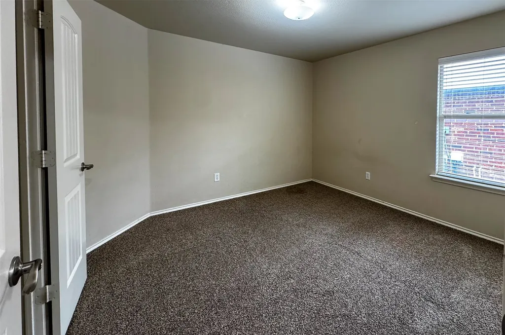 2016 Kings Forest Drive Heartland TX 75126