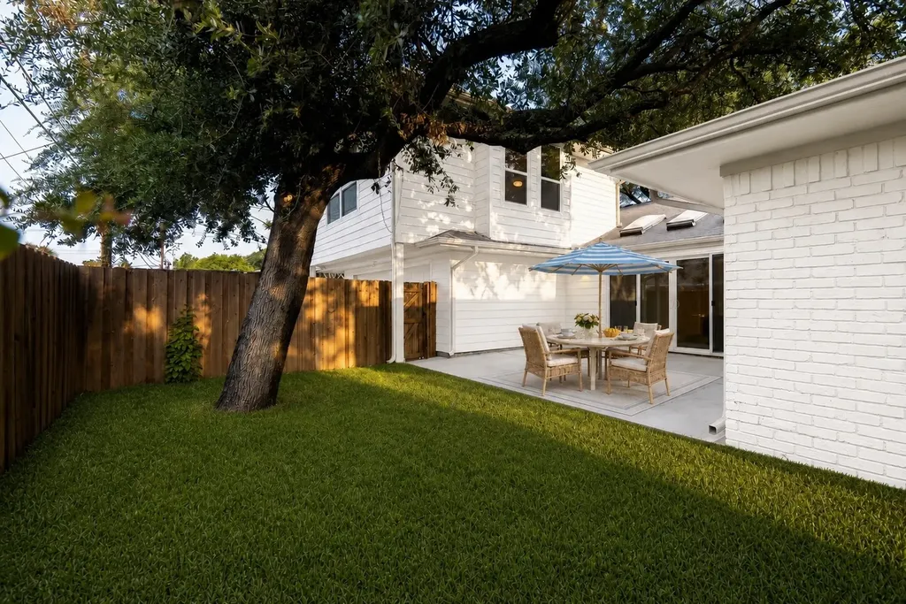 6214 Glennox Lane Dallas TX 75214