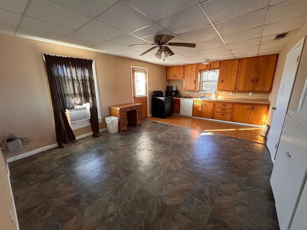 702 4th Street Lawn TX 79530