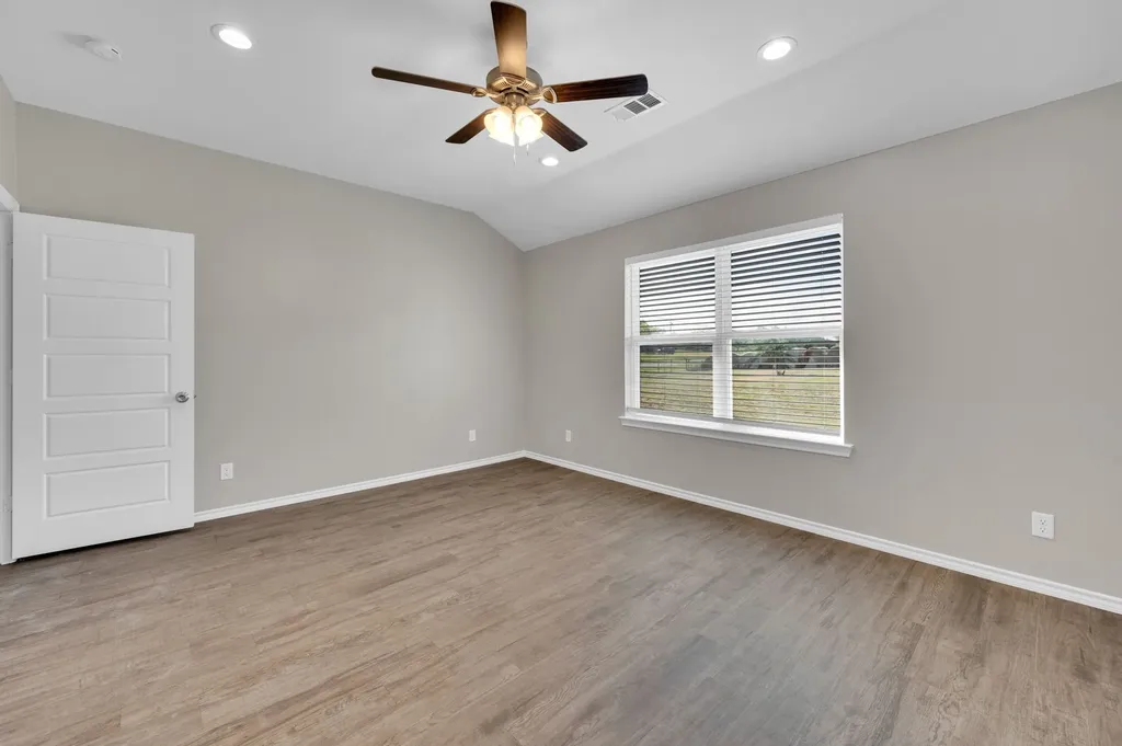 656 Bunk House Road Venus TX 76084