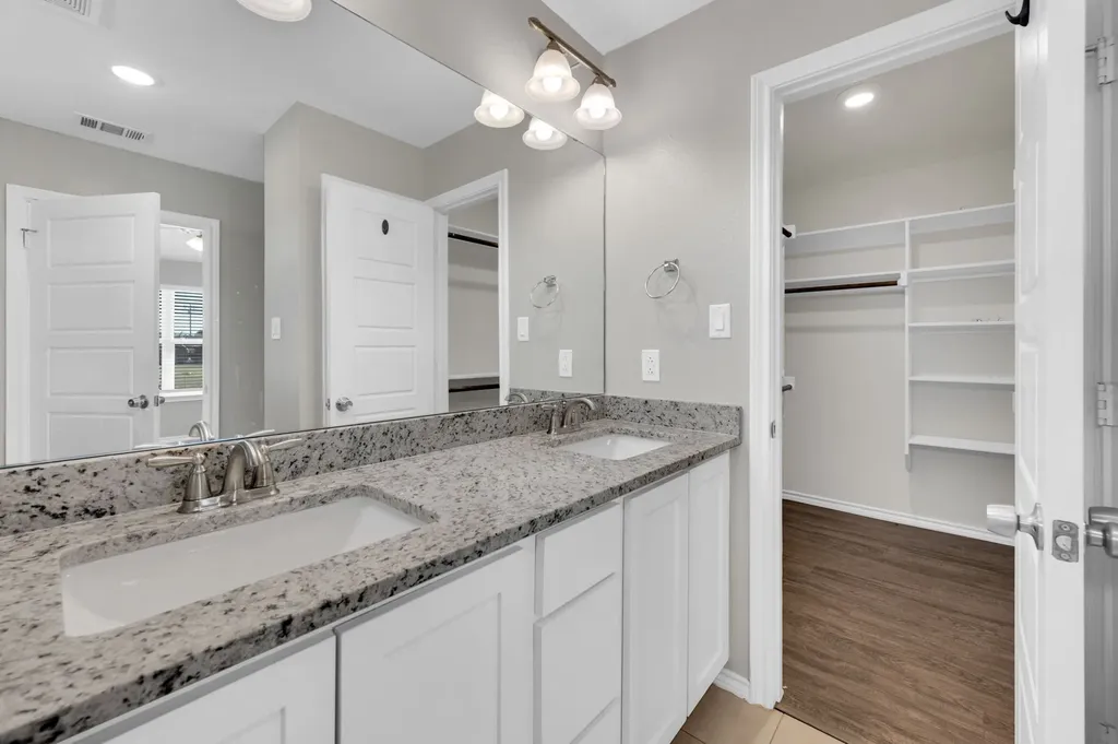 656 Bunk House Road Venus TX 76084
