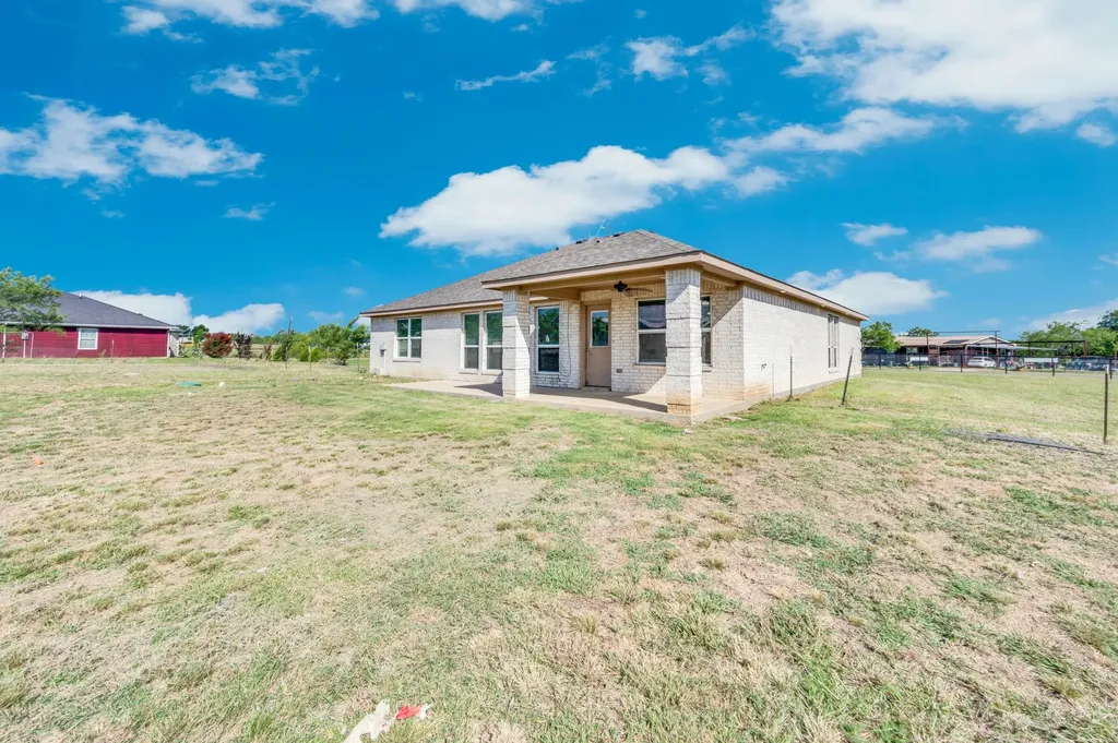 656 Bunk House Road Venus TX 76084