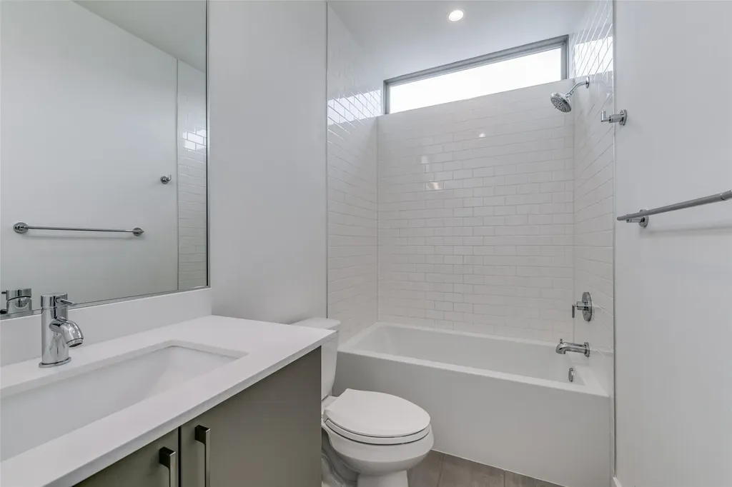 3344 Walchard Court Dallas TX 75229
