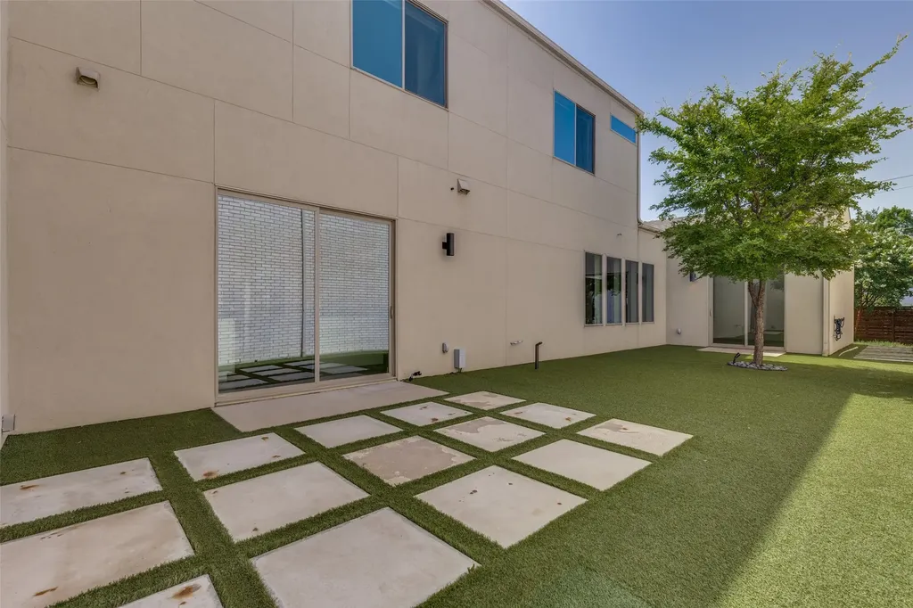 3344 Walchard Court Dallas TX 75229