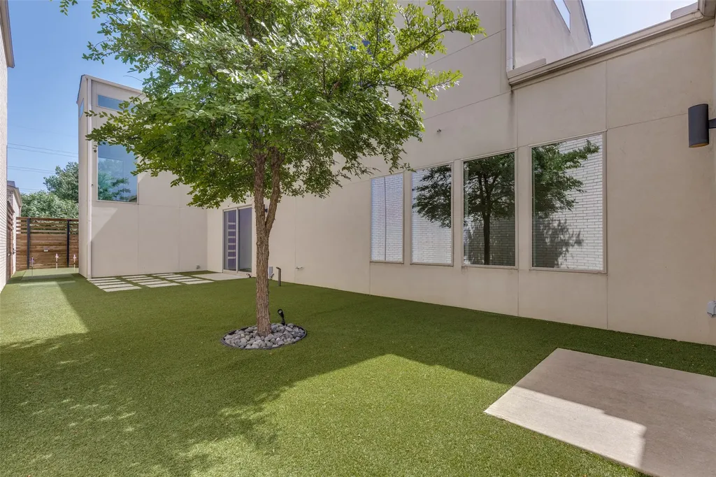 3344 Walchard Court Dallas TX 75229