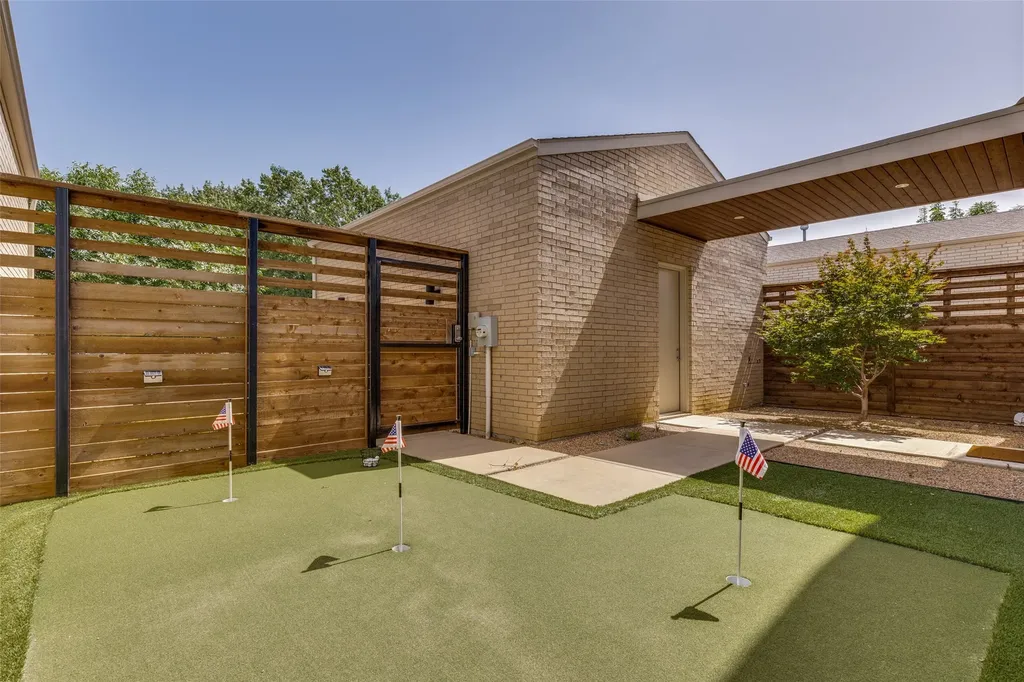3344 Walchard Court Dallas TX 75229