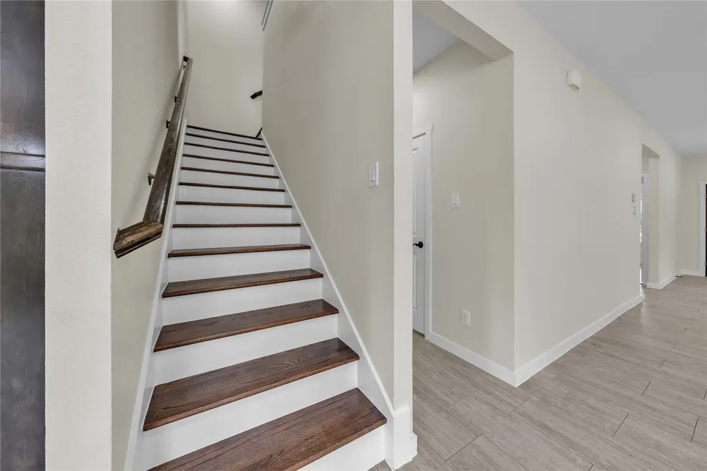 2416 Bird Street Fort Worth TX 76111