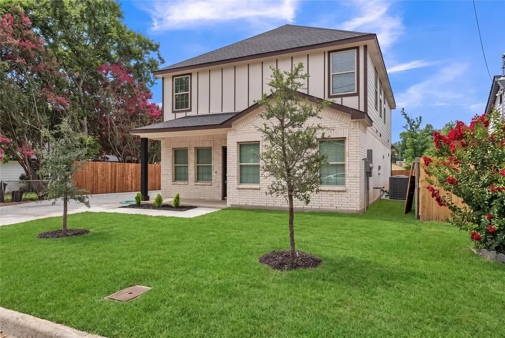 2416 Bird Street Fort Worth TX 76111