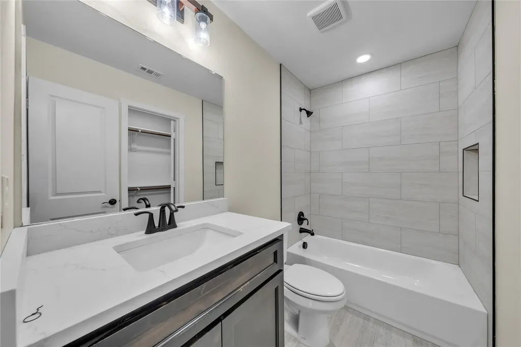 2416 Bird Street Fort Worth TX 76111