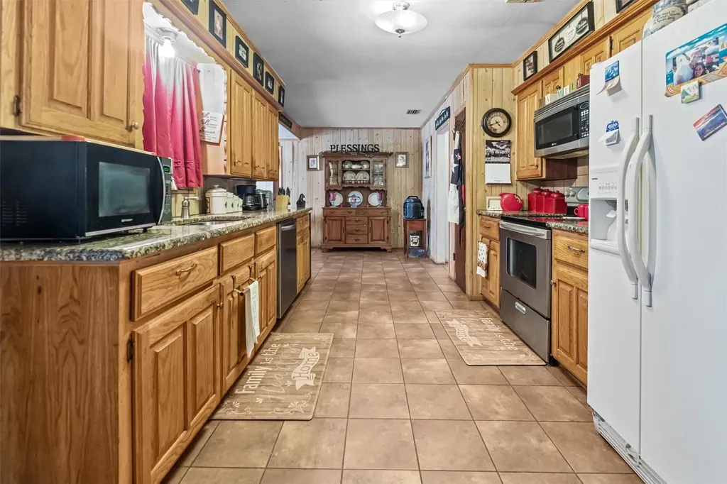 703 Amy Street Canton TX 75103