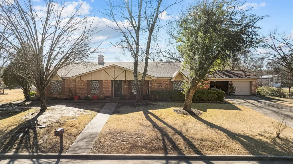 703 Amy Street Canton TX 75103
