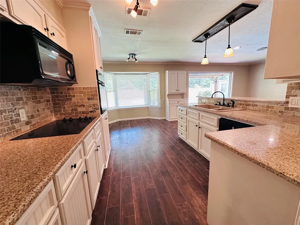 3307 Bogota Street Athens TX 75752