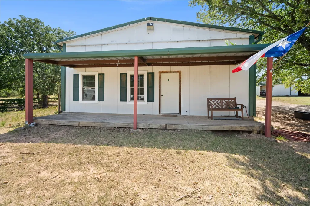 14643 County Road 4060 Scurry TX 75158