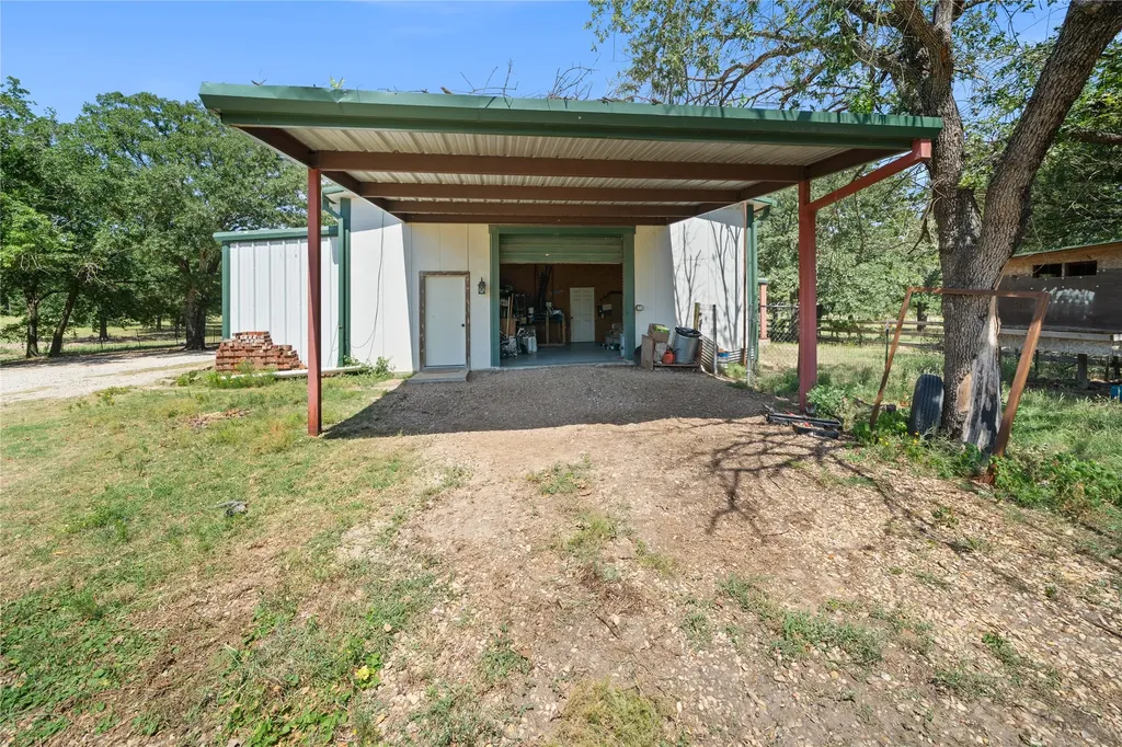 14643 County Road 4060 Scurry TX 75158