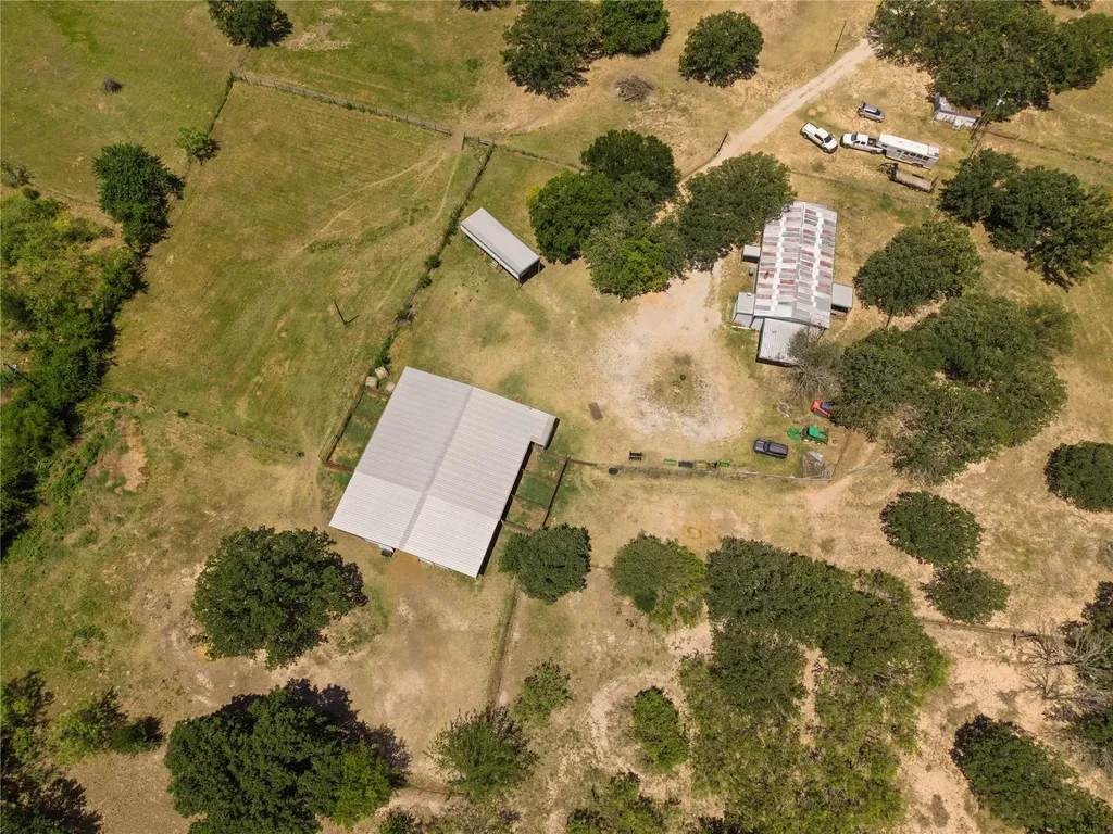 14643 County Road 4060 Scurry TX 75158