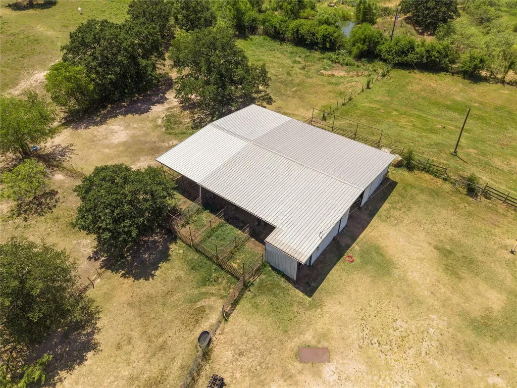 14643 County Road 4060 Scurry TX 75158