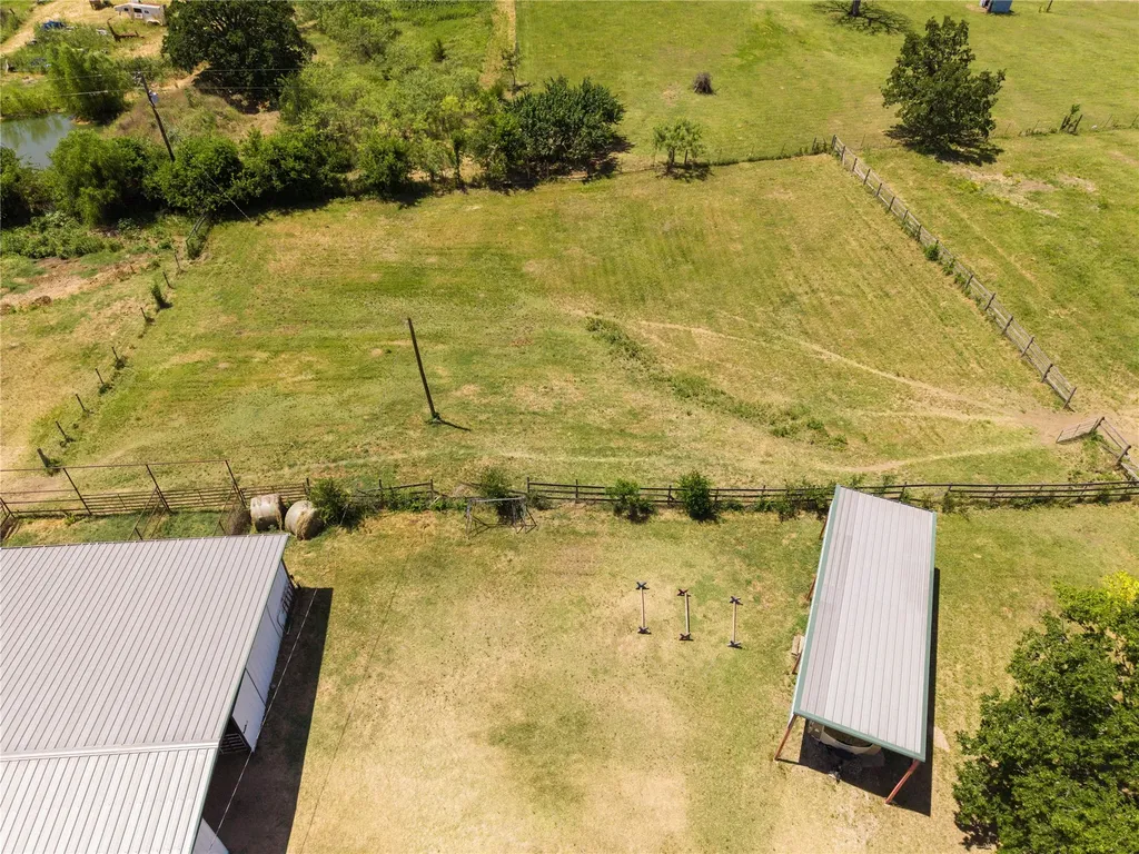 14643 County Road 4060 Scurry TX 75158