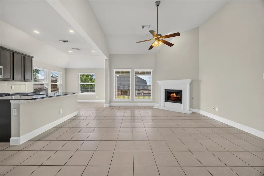 601 England Street Fate TX 75189