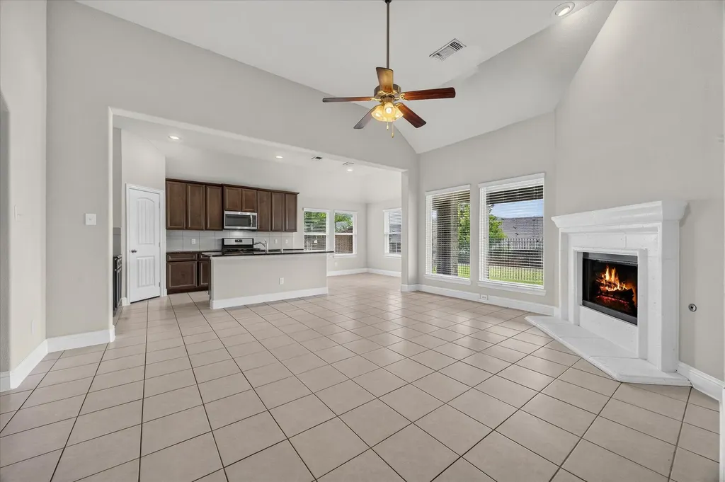 601 England Street Fate TX 75189