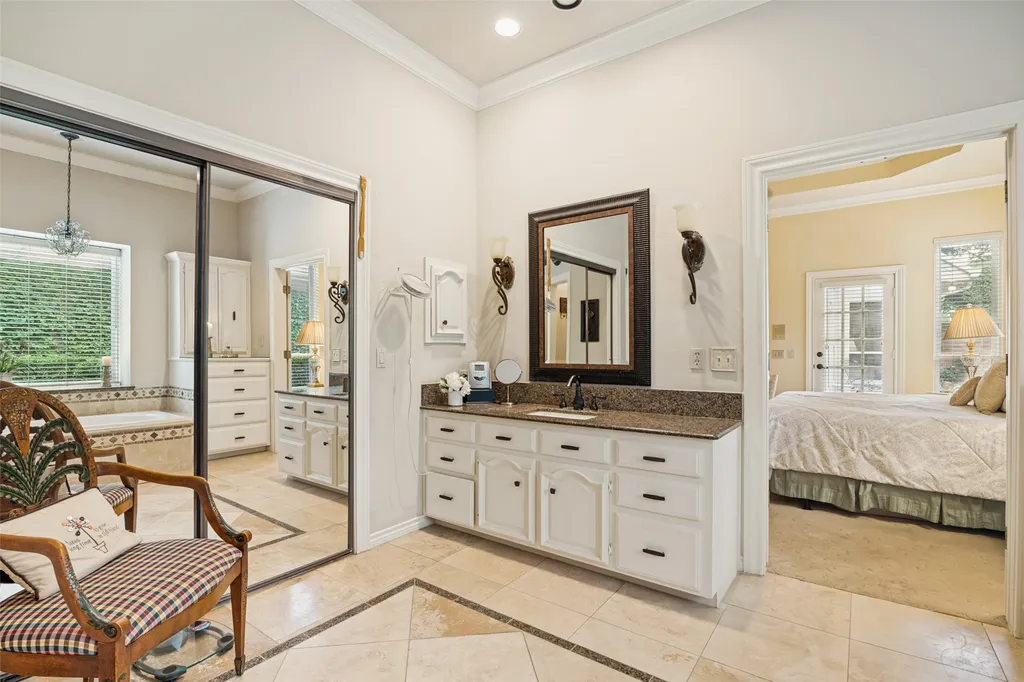 6008 Richwater Drive Dallas TX 75252