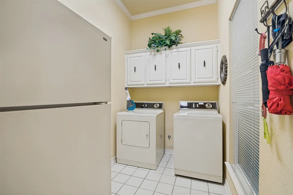 6008 Richwater Drive Dallas TX 75252