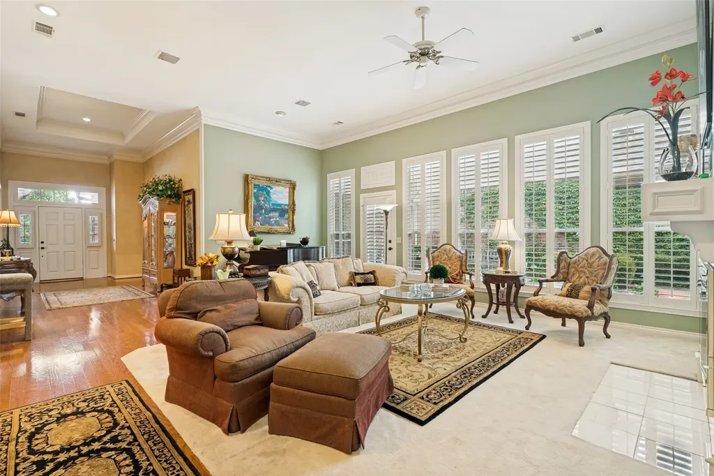 6008 Richwater Drive Dallas TX 75252